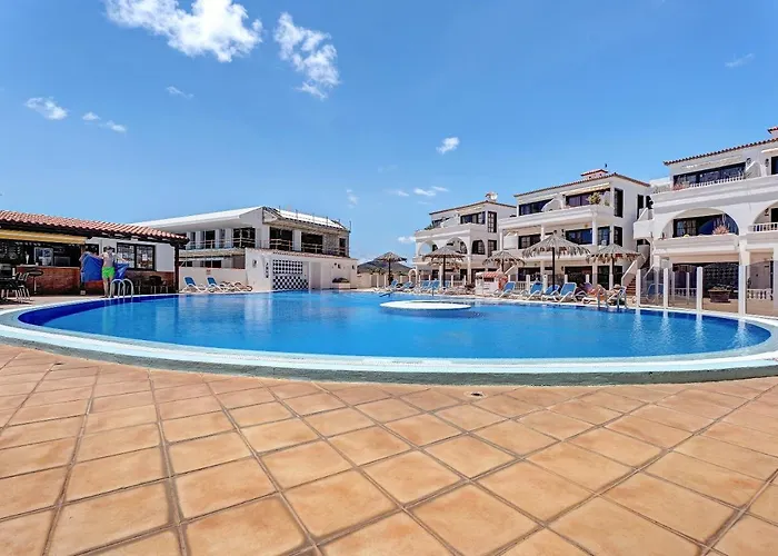 Beautiful Apto Amarilla Golf By Paramount Holidays